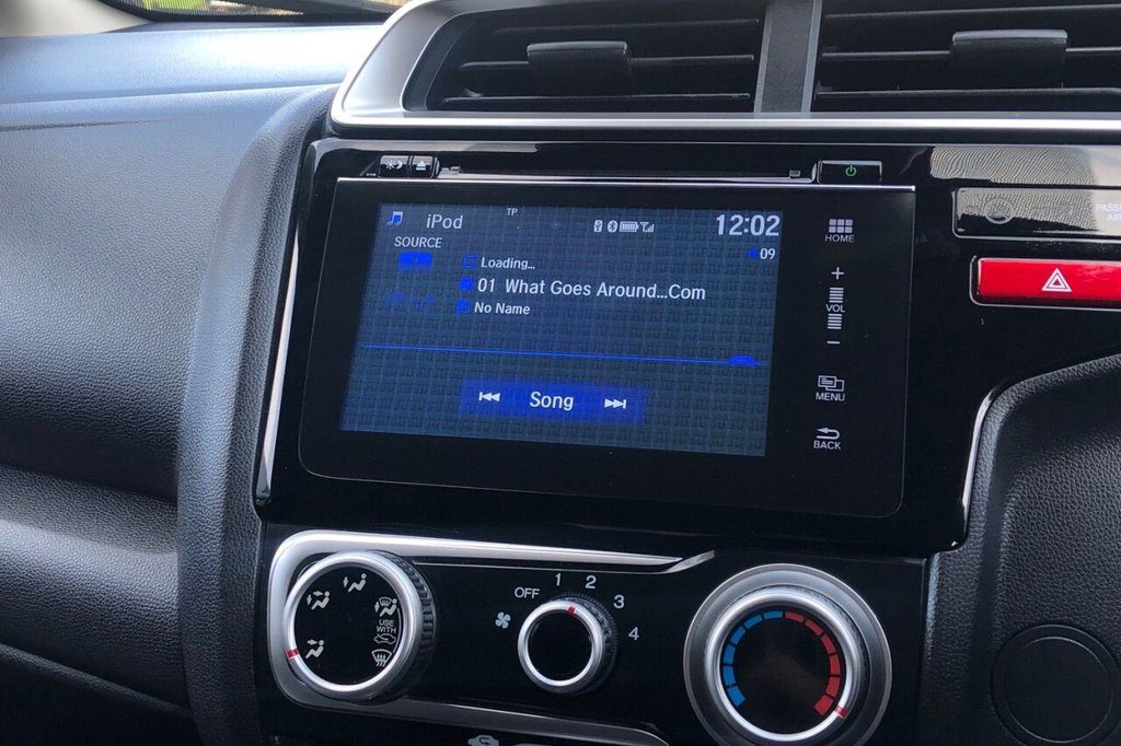 Used Honda Jazz 2016 for sale - 77287819: Photo 24