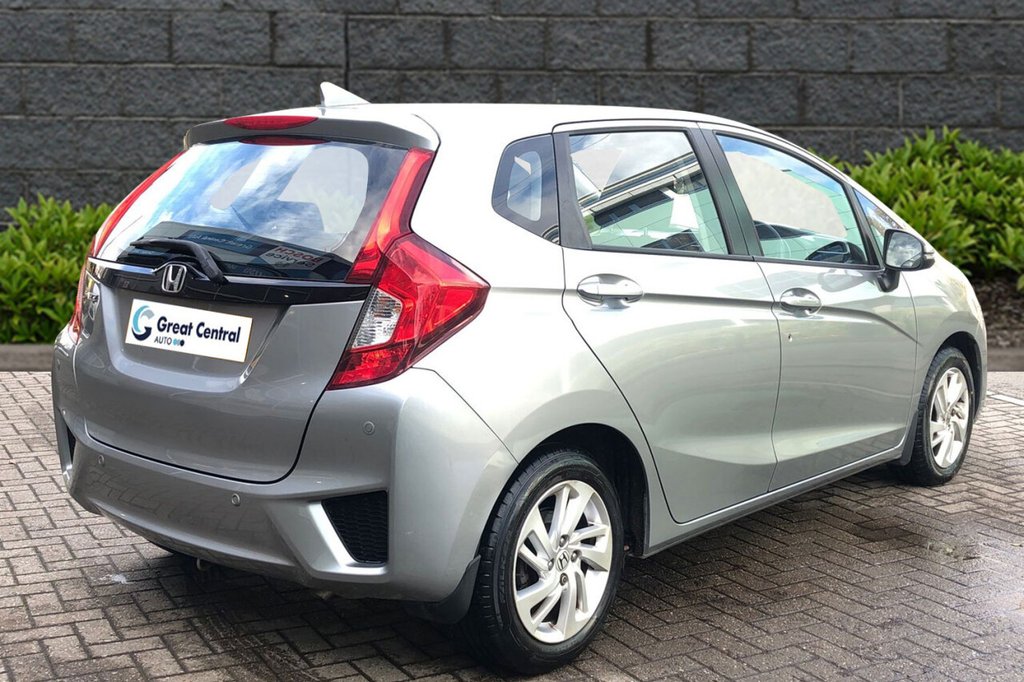 Used Honda Jazz 2016 for sale - 77287819: Photo 5