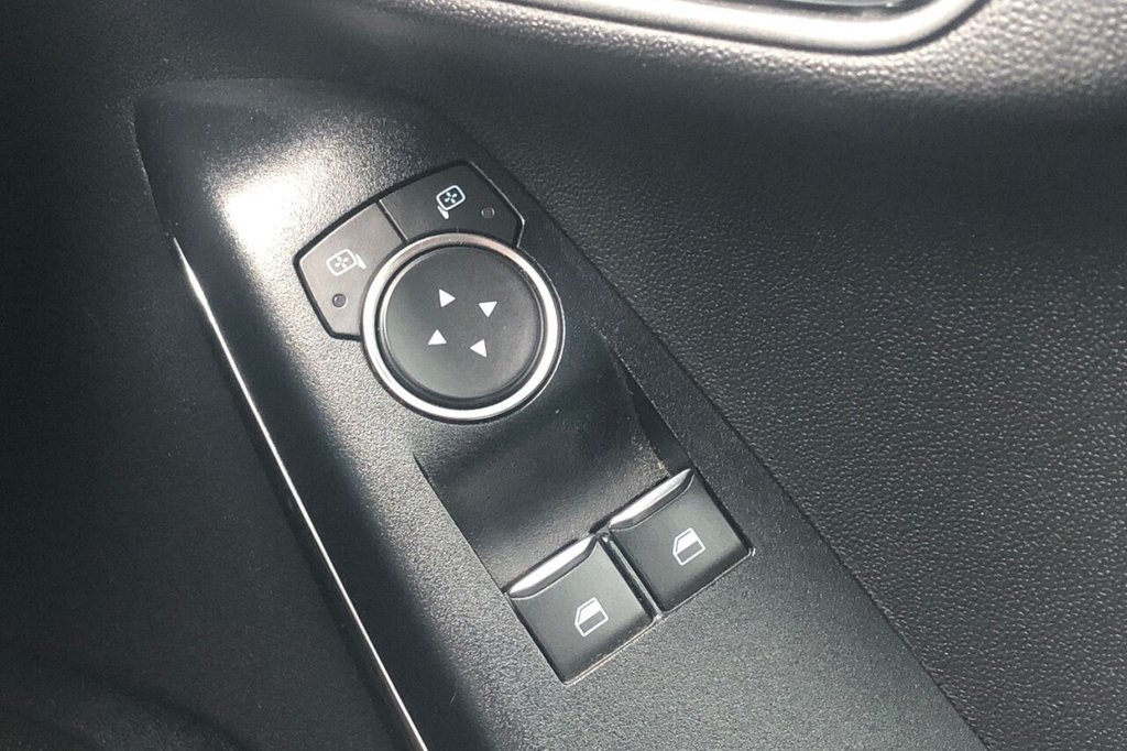 Used Ford Fiesta 2017 for sale - 77341541: Photo 17