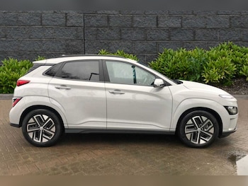Used Hyundai KONA 2023 for sale - 77436960: Photo