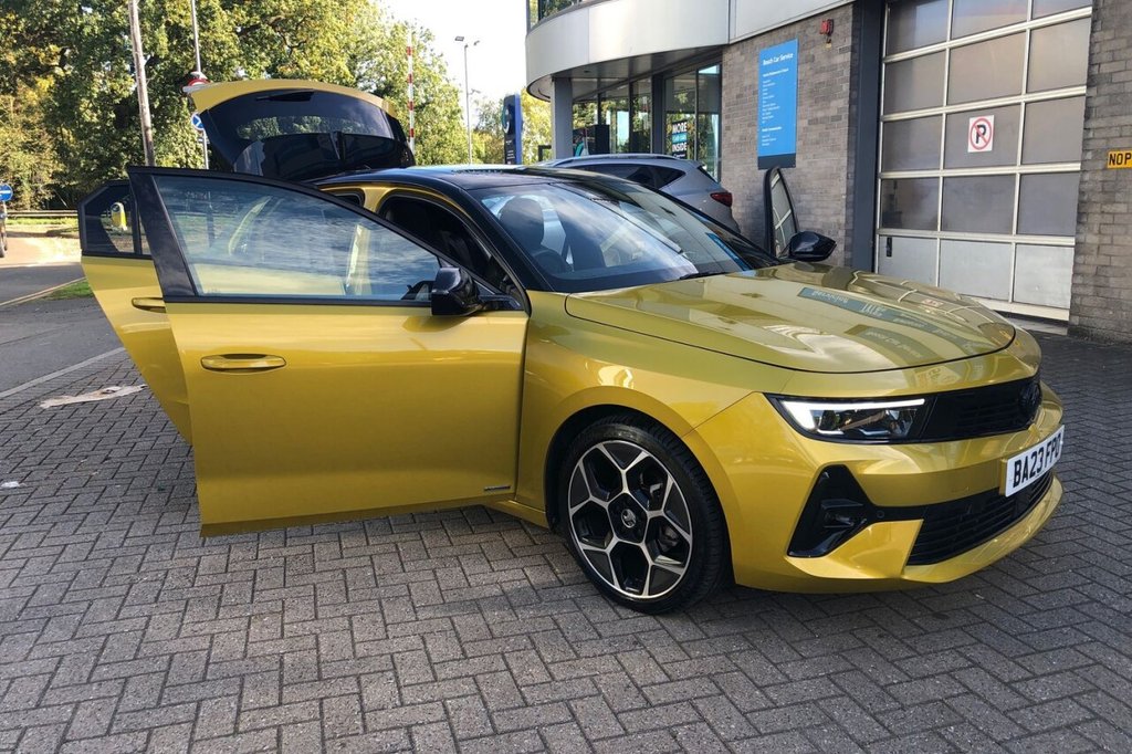 Used Vauxhall Astra 2023 for sale - 77292744: Photo 5