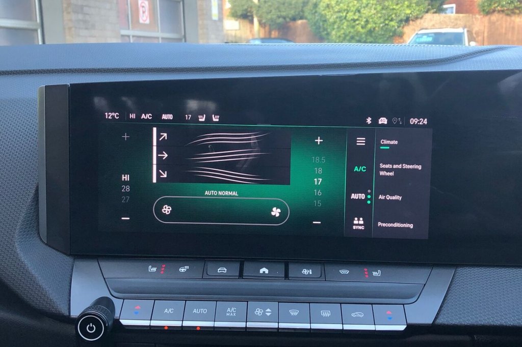 Used Vauxhall Astra 2023 for sale - 77547439: Photo 19