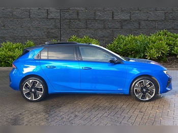 Used Vauxhall Astra 2023 for sale - 77547439: Photo