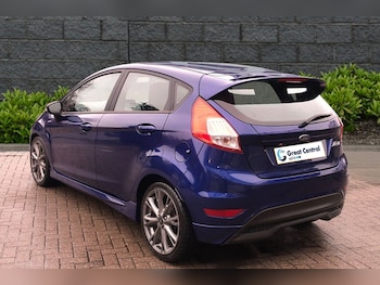 Used Ford Fiesta 2017 for sale - 77292767: Photo