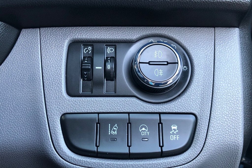 Used Vauxhall Viva 2016 for sale - 77288049: Photo 24