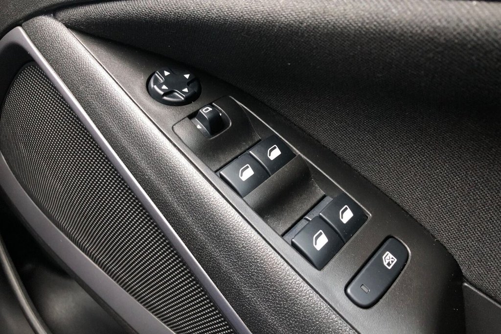 Used Vauxhall Crossland 2021 for sale - 77287873: Photo 19