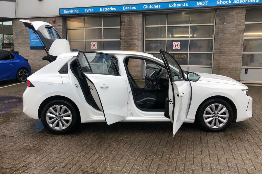 Used Vauxhall Astra 2023 for sale - 77302478: Photo 14