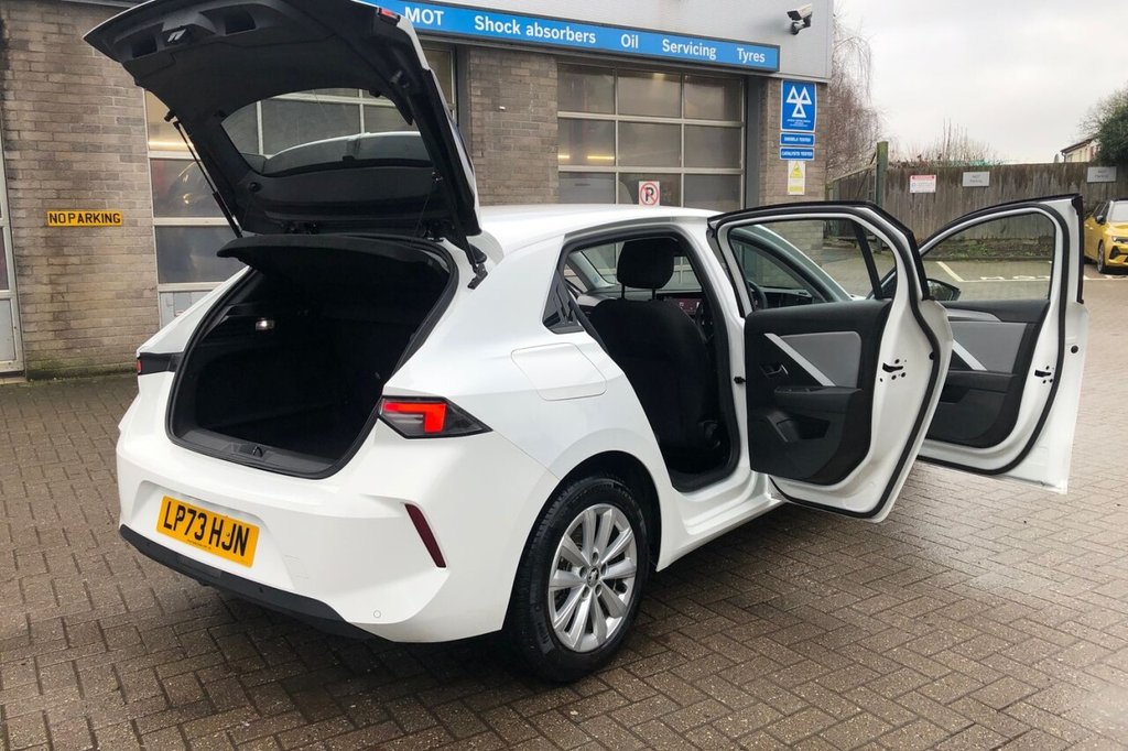 Used Vauxhall Astra 2023 for sale - 77302478: Photo 16