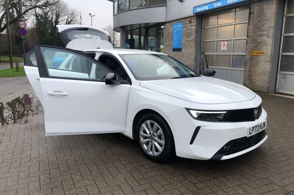 Used Vauxhall Astra 2023 for sale - 77302478: Photo 5