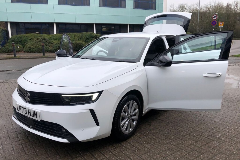 Used Vauxhall Astra 2023 for sale - 77302478: Photo 7