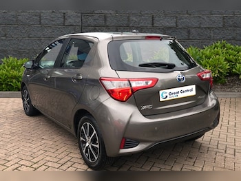 Used Toyota Yaris 2019 for sale - 75693735: Photo