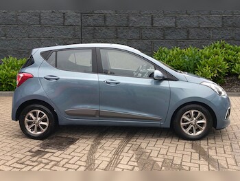 Used Hyundai i10 2016 for sale - 77904931: Photo