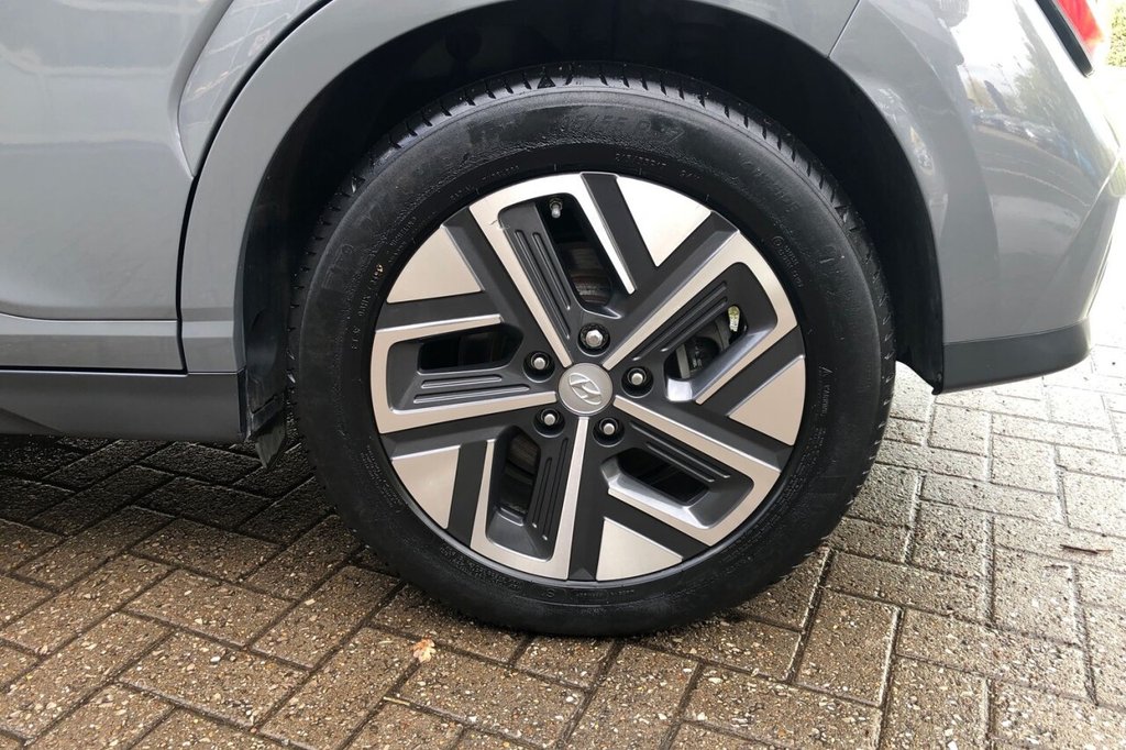 Used Hyundai KONA 2022 for sale - 77292750: Photo 30