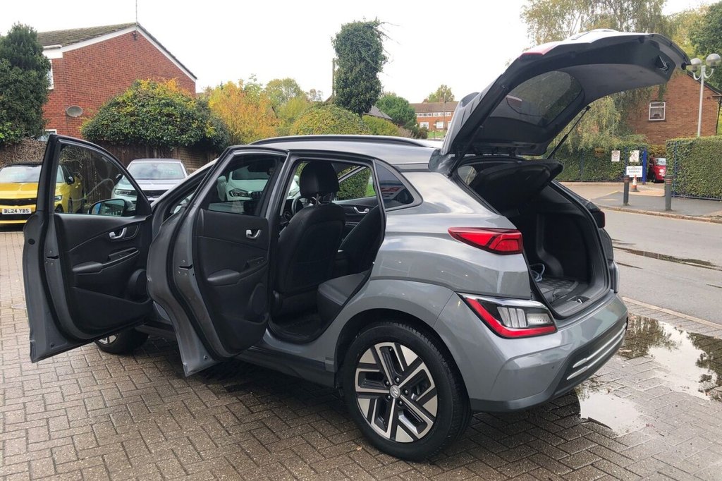 Used Hyundai KONA 2022 for sale - 77292750: Photo 9