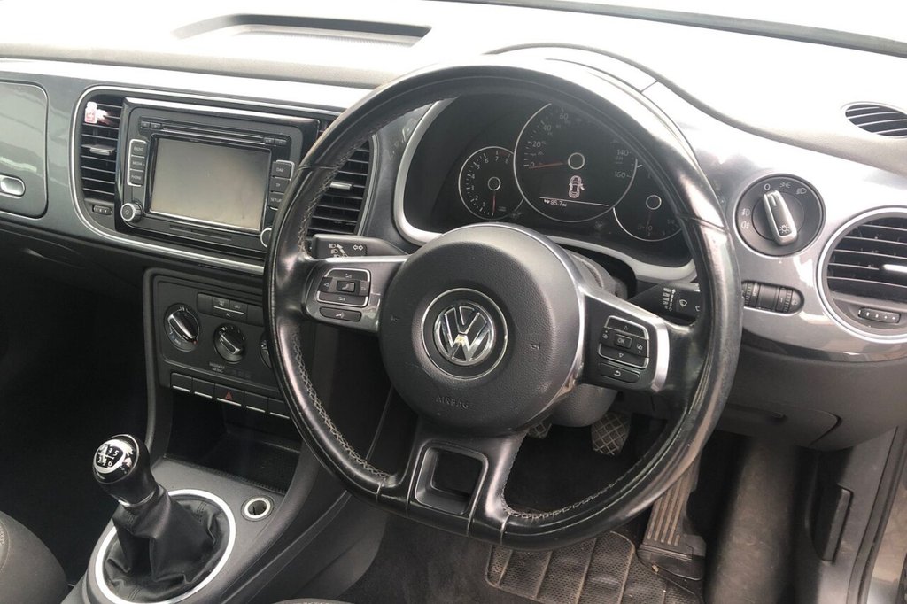 Used Volkswagen Beetle 2012 for sale - 77292741: Photo 11
