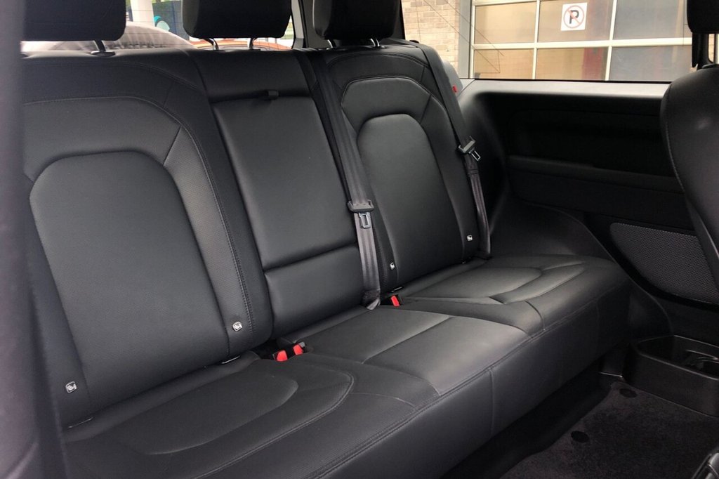 Used Land Rover Defender 2023 for sale - 77292736: Photo 12