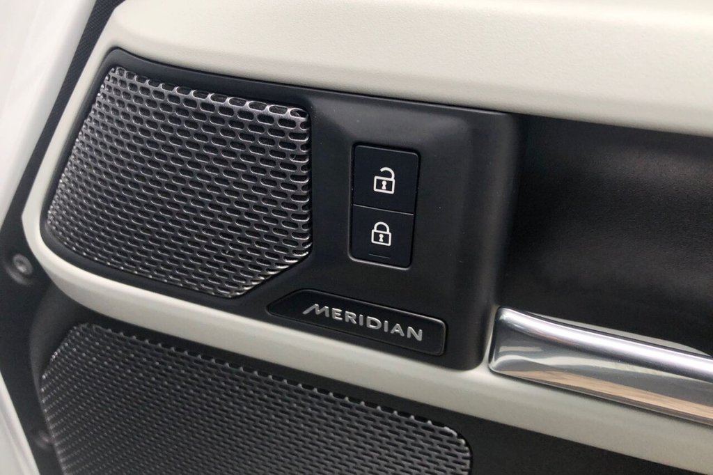 Used Land Rover Defender 2023 for sale - 77292736: Photo 14