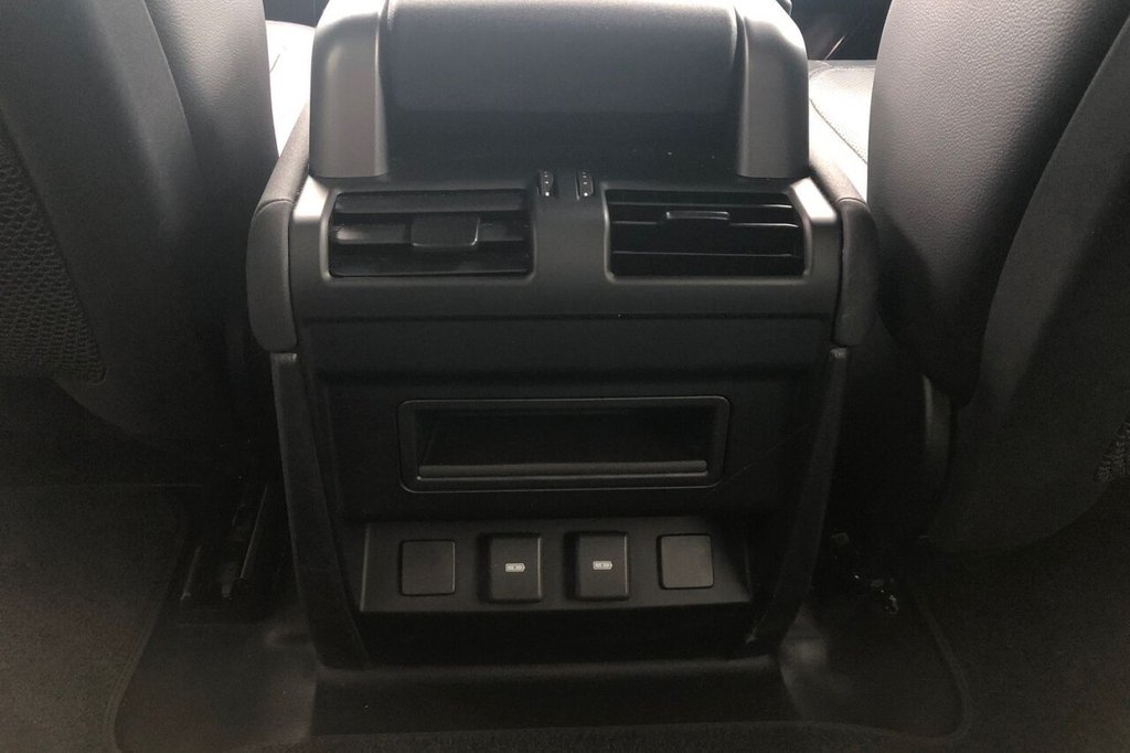 Used Land Rover Defender 2023 for sale - 77292736: Photo 15