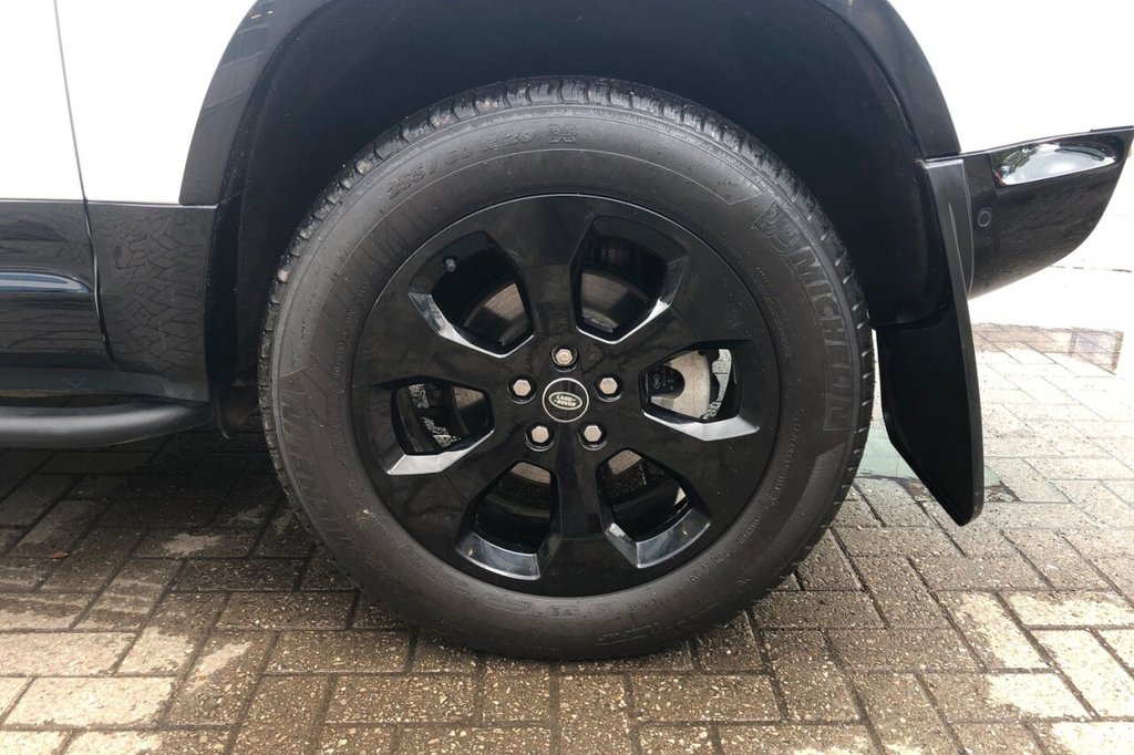 Used Land Rover Defender 2023 for sale - 77292736: Photo 21