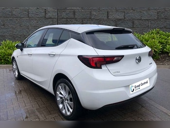 Used Vauxhall Astra 2018 for sale - 77421915: Photo