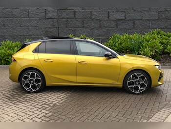 Used Vauxhall Astra 2023 for sale - 77780000: Photo