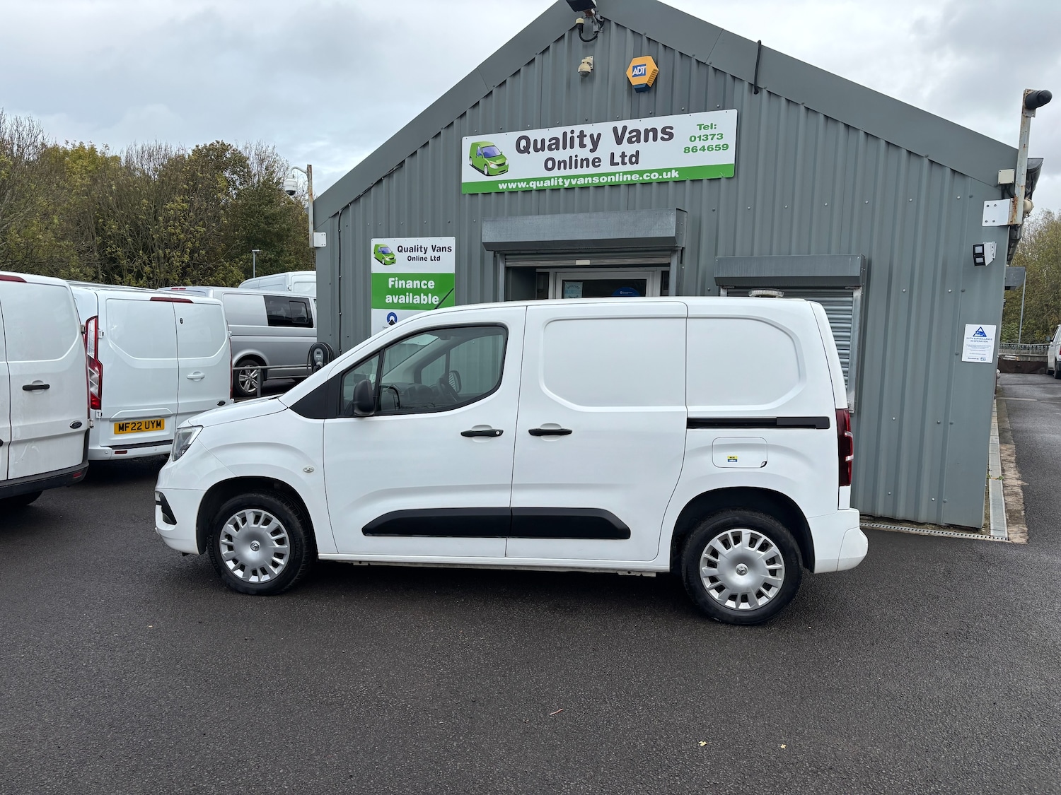 Used Vauxhall Combo 2020 for sale - 76461941: Photo 3