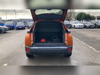 Used Peugeot 2008 2022 for sale - 76505528: Photo