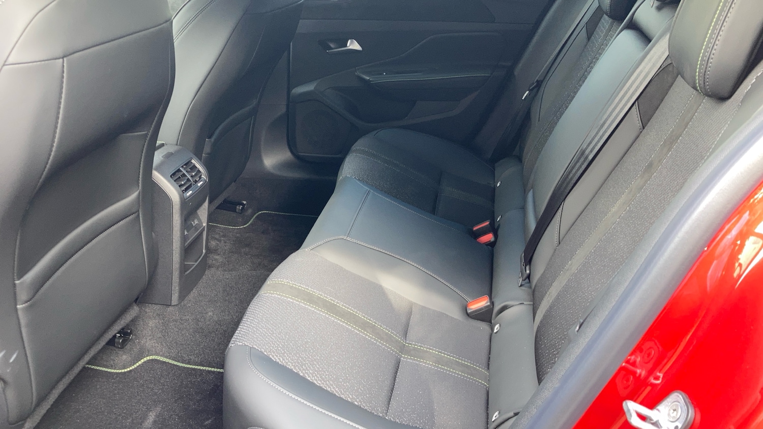 Used Peugeot 408 2025 for sale - 76555639: Photo 16