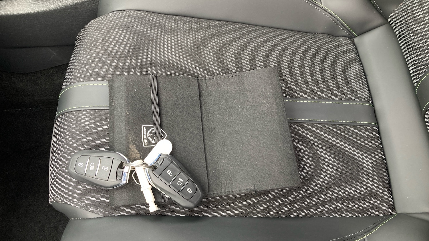 Used Peugeot 2008 2023 for sale - 76131171: Photo 19