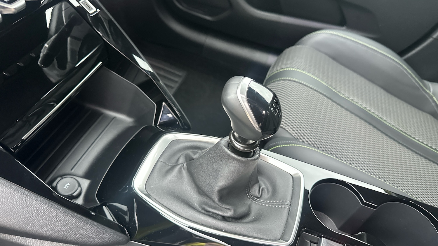 Used Peugeot 208 2024 for sale - 76545178: Photo 13