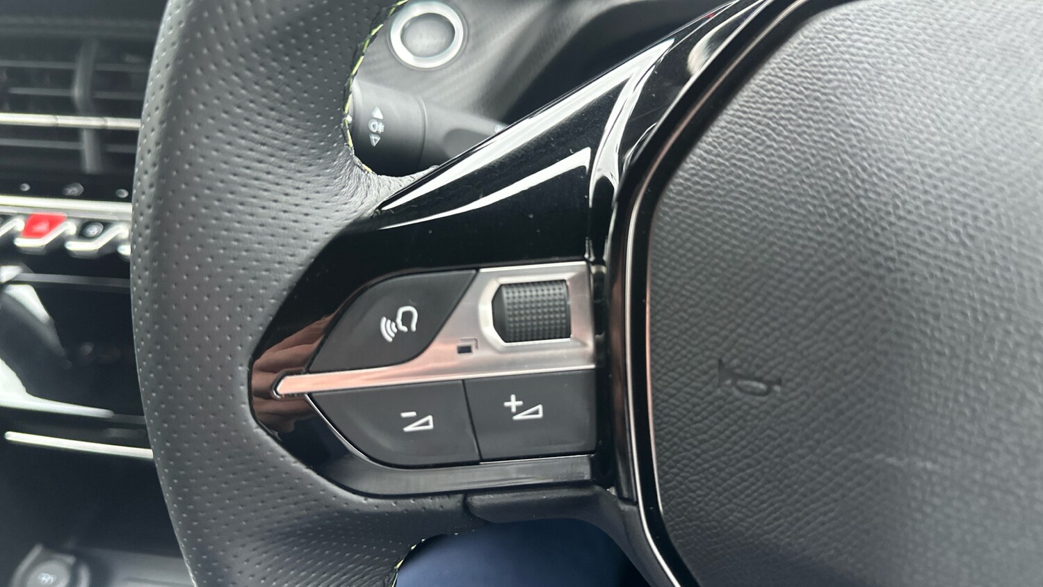 Used Peugeot 208 2024 for sale - 76545178: Photo 23