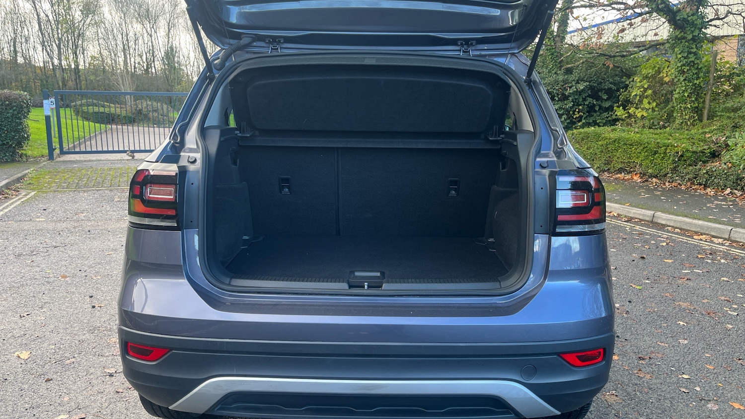 Used Volkswagen T-Cross 2022 for sale - 77516329: Photo 4