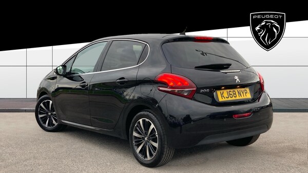 Used Peugeot 208 2019 for sale - 76133950: Photo 2