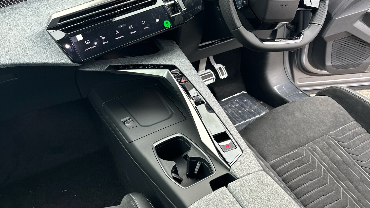 Used Peugeot 5008 2024 for sale - 77326010: Photo 13