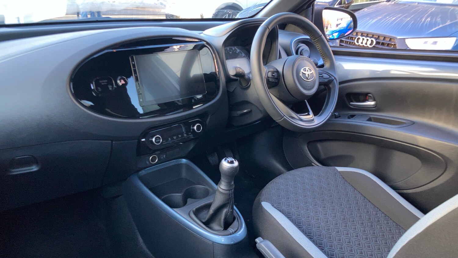 Used Toyota Aygo X 2025 for sale - 76830530: Photo 11
