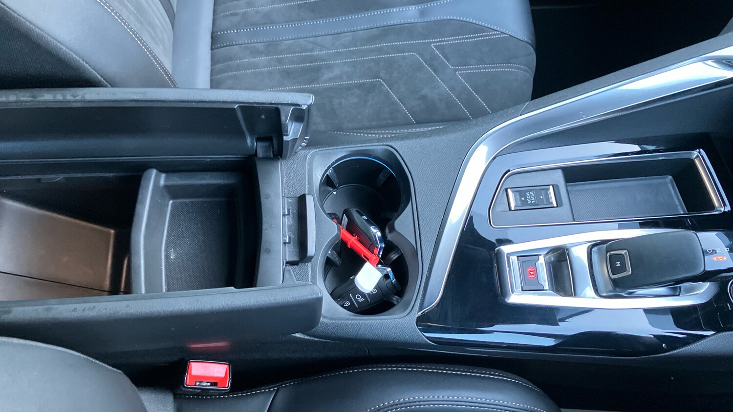 Used Peugeot 3008 2022 for sale - 76863719: Photo 23