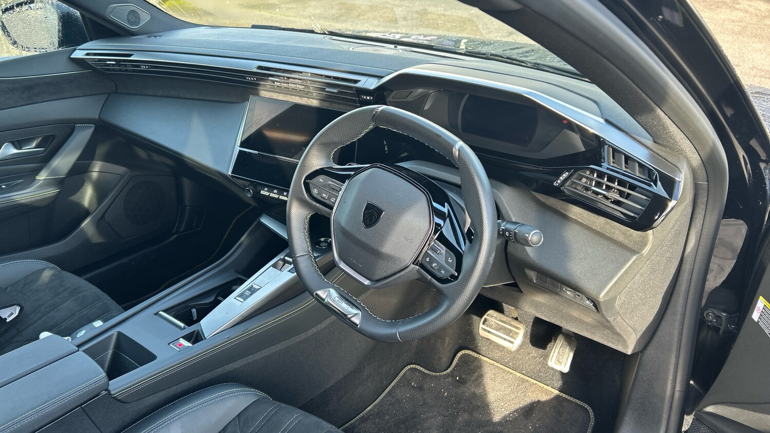 Used Peugeot 408 2024 for sale - 77494582: Photo 11