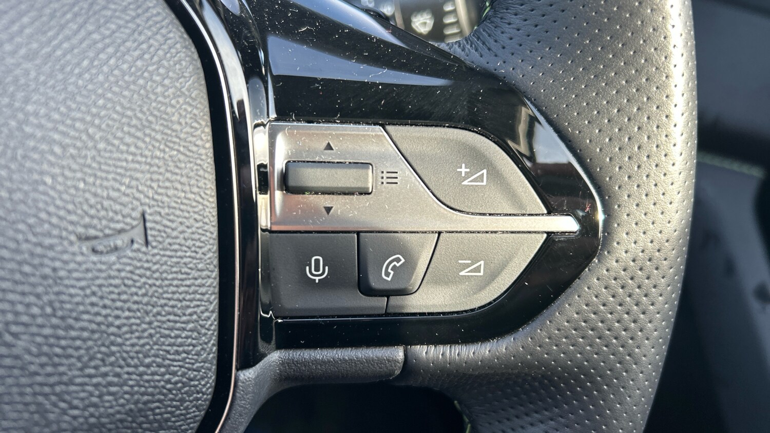 Used Peugeot 408 2024 for sale - 77494582: Photo 22