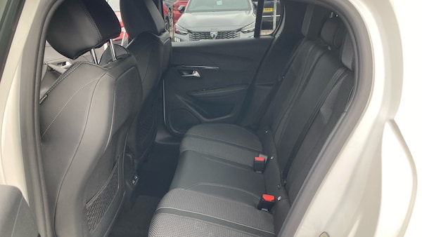Used Peugeot 208 2023 for sale - 76102769: Photo 16