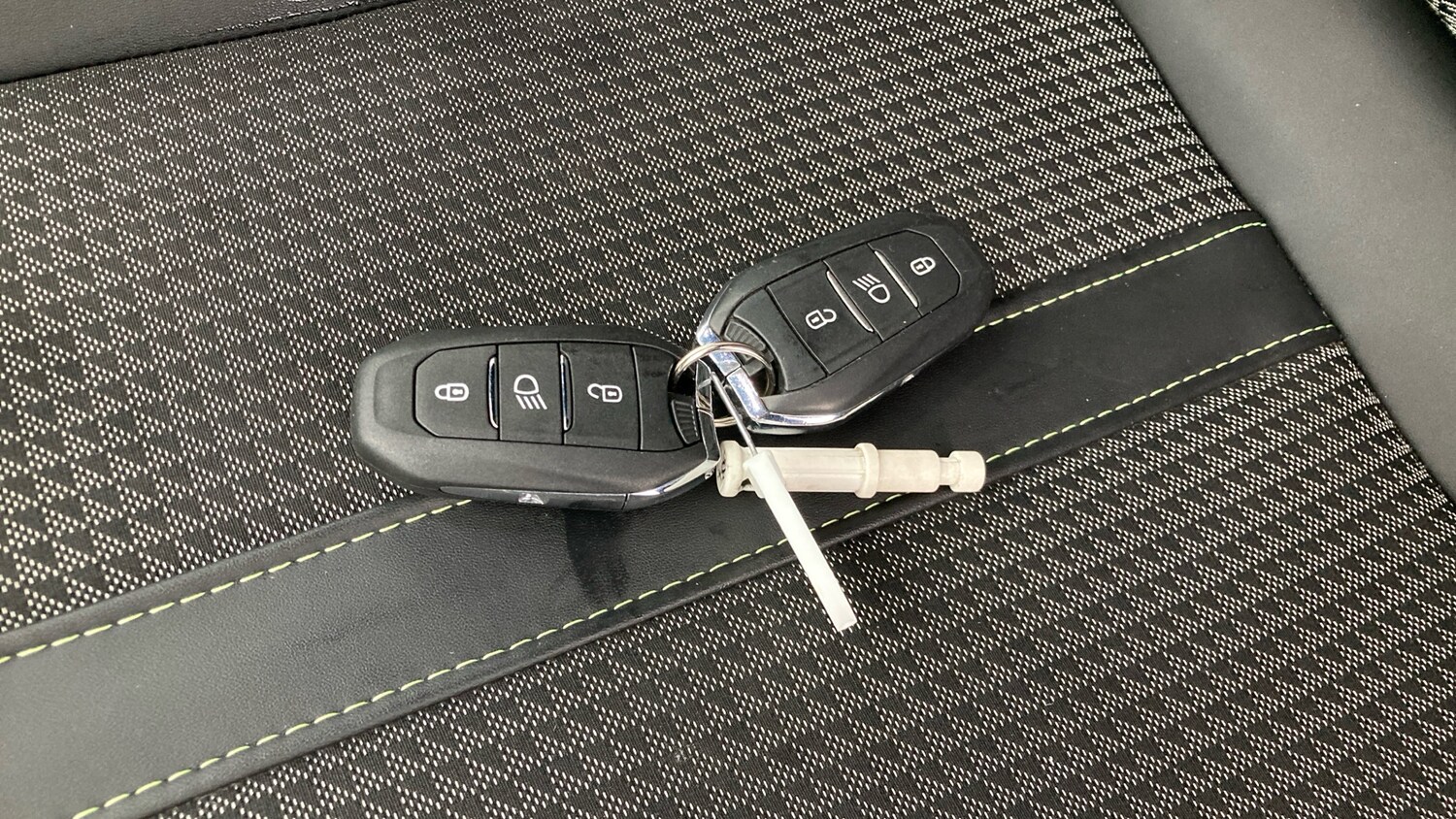 Used Peugeot 2008 2022 for sale - 76602717: Photo 20