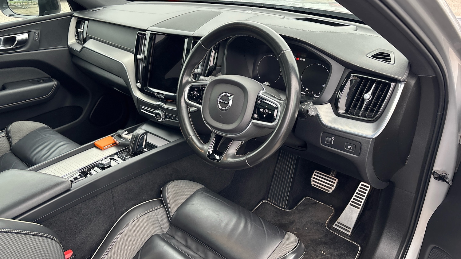 Used Volvo XC60 2021 for sale - 77113268: Photo 11