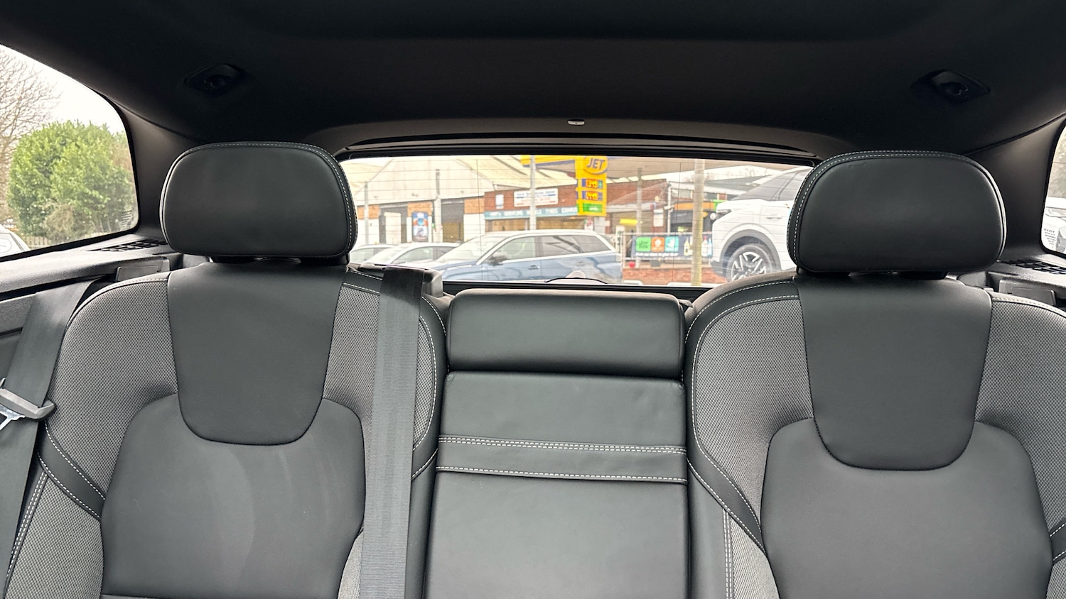 Used Volvo XC60 2021 for sale - 77113268: Photo 15