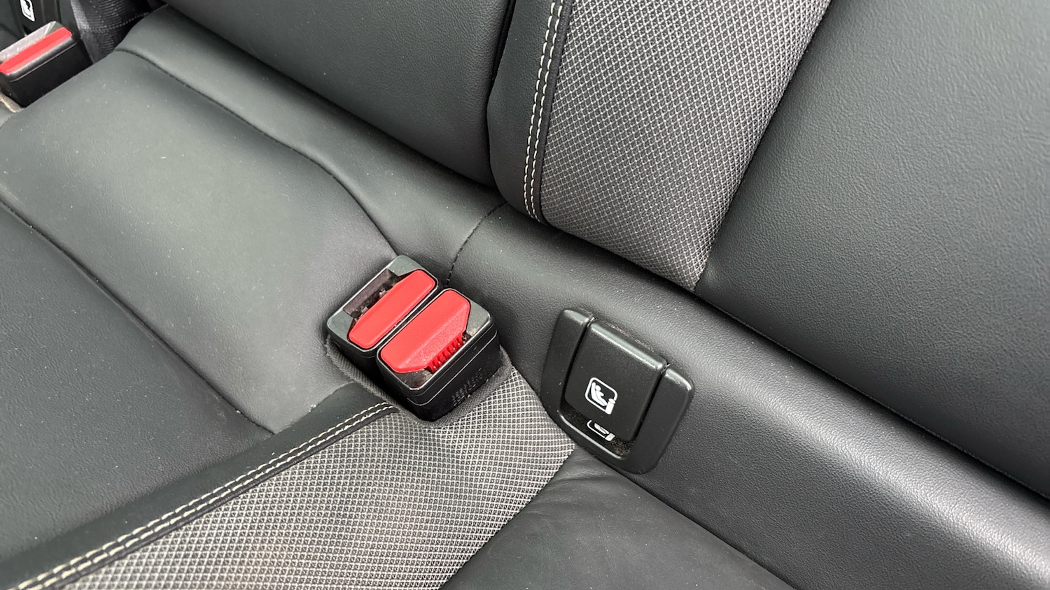 Used Volvo XC60 2021 for sale - 77113268: Photo 17