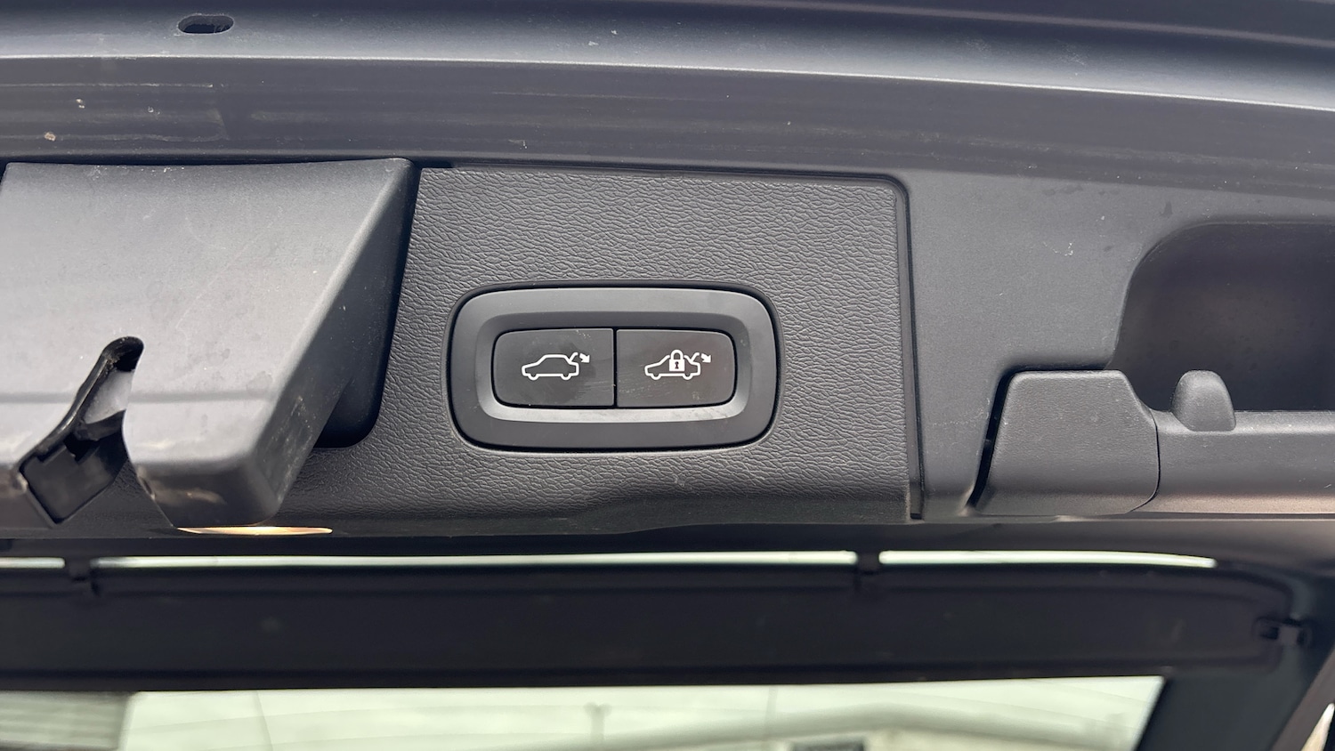 Used Volvo XC60 2021 for sale - 77113268: Photo 23