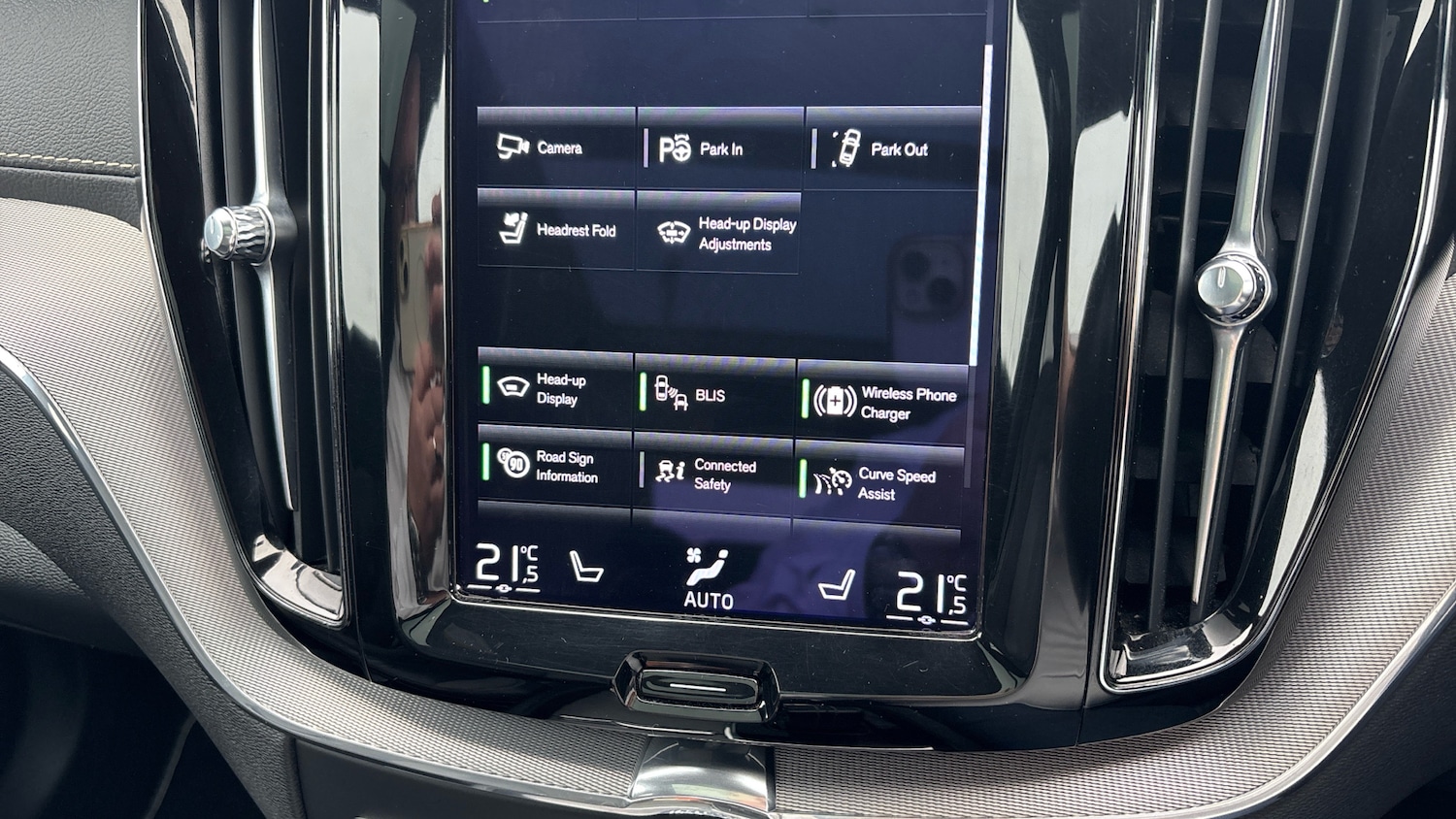 Used Volvo XC60 2021 for sale - 77113268: Photo 49