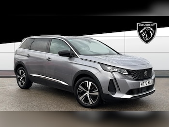 Used Peugeot 5008 2023 for sale - 77584400: Photo