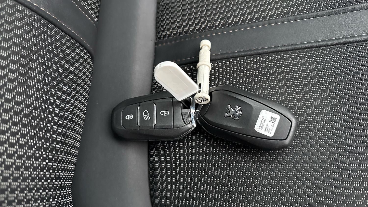 Used Peugeot 5008 2023 for sale - 77584400: Photo 20