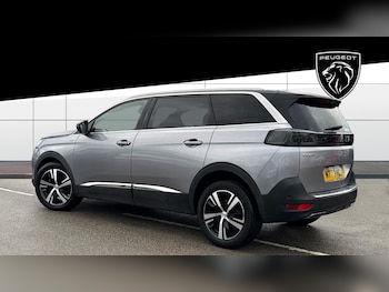Used Peugeot 5008 2023 for sale - 77584400: Photo