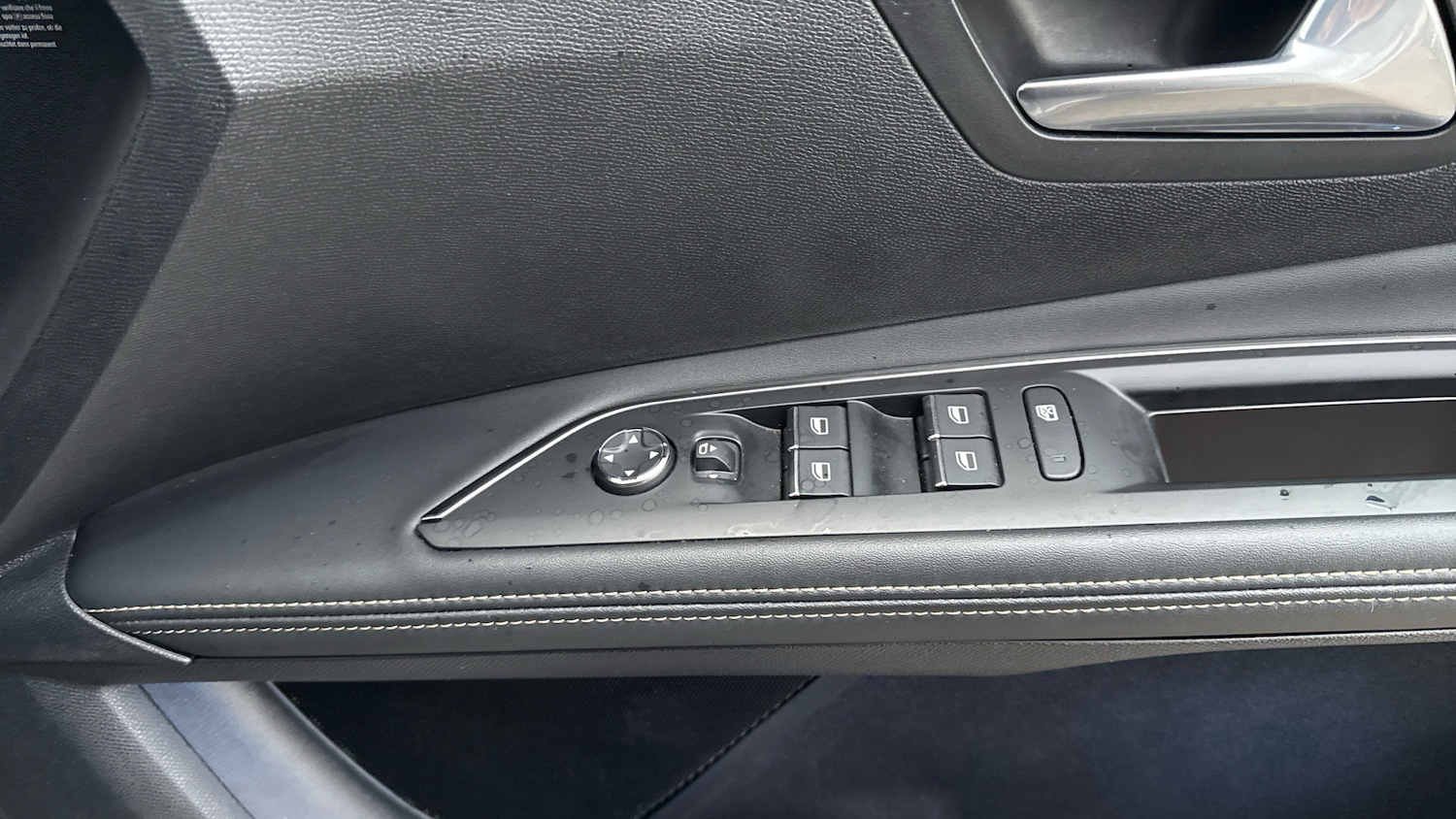 Used Peugeot 5008 2023 for sale - 77584400: Photo 37