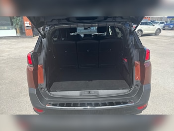 Used Peugeot 5008 2023 for sale - 79198328: Photo